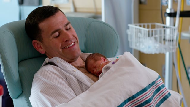 How to Do Newborn Skin-to-Skin Contact